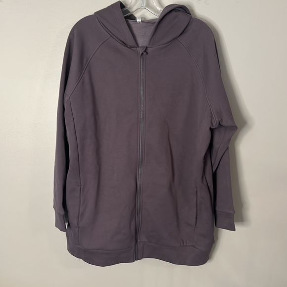 Fabletics Brisa Oversized Hooded Sweatshirt Jacket - Picture 6 of 9